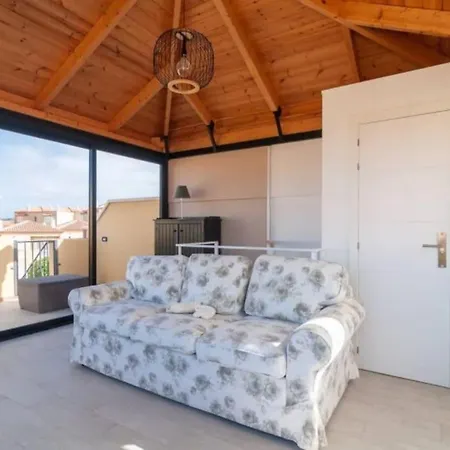 Beautiful In Charming Place El Duque Appartamento